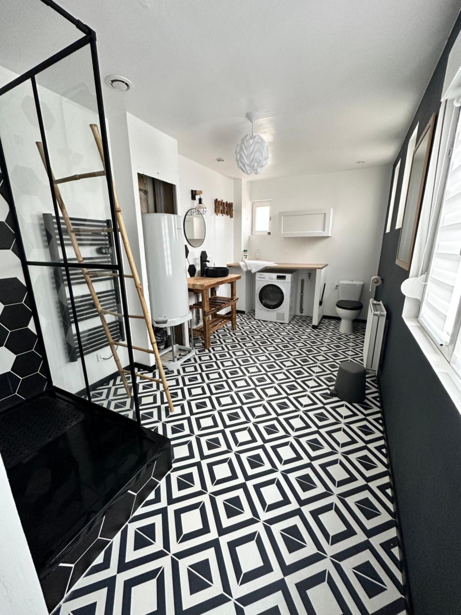 Appartement Calme, Spacieux Et Chic En Centre Ville ! Calais Eksteriør bilde